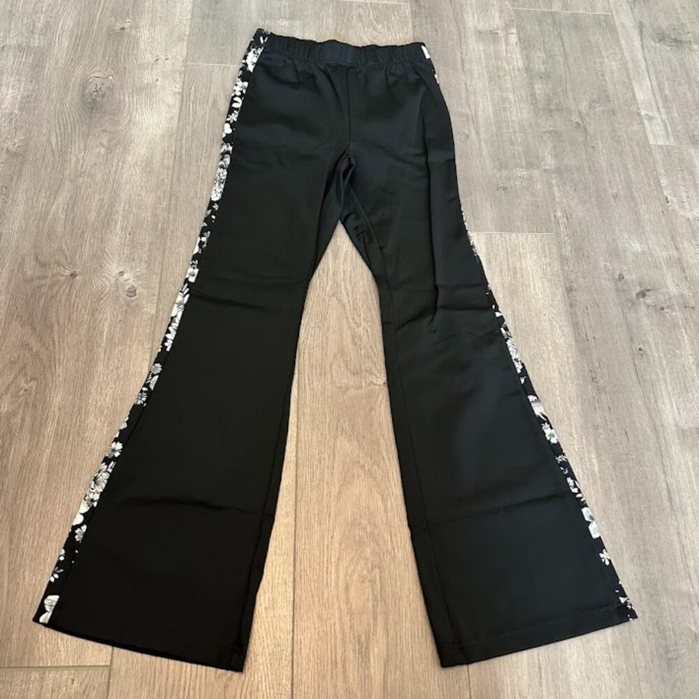 Dreamer Flare Ankle Pant